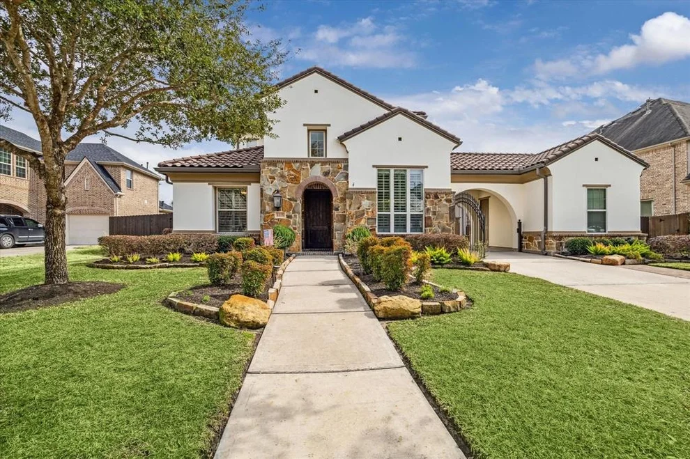 Unit for sale at 6115 Majestic Pines Drive, Kingwood, TX 77345