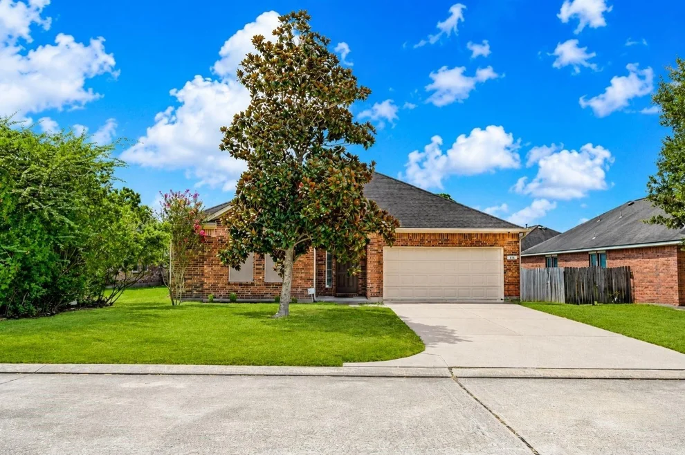 Unit for sale at 952 Crannog Way, Conroe, TX 77301