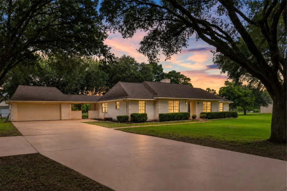 Unit for sale at 8485 Moravian Drive, Sealy, TX 77474