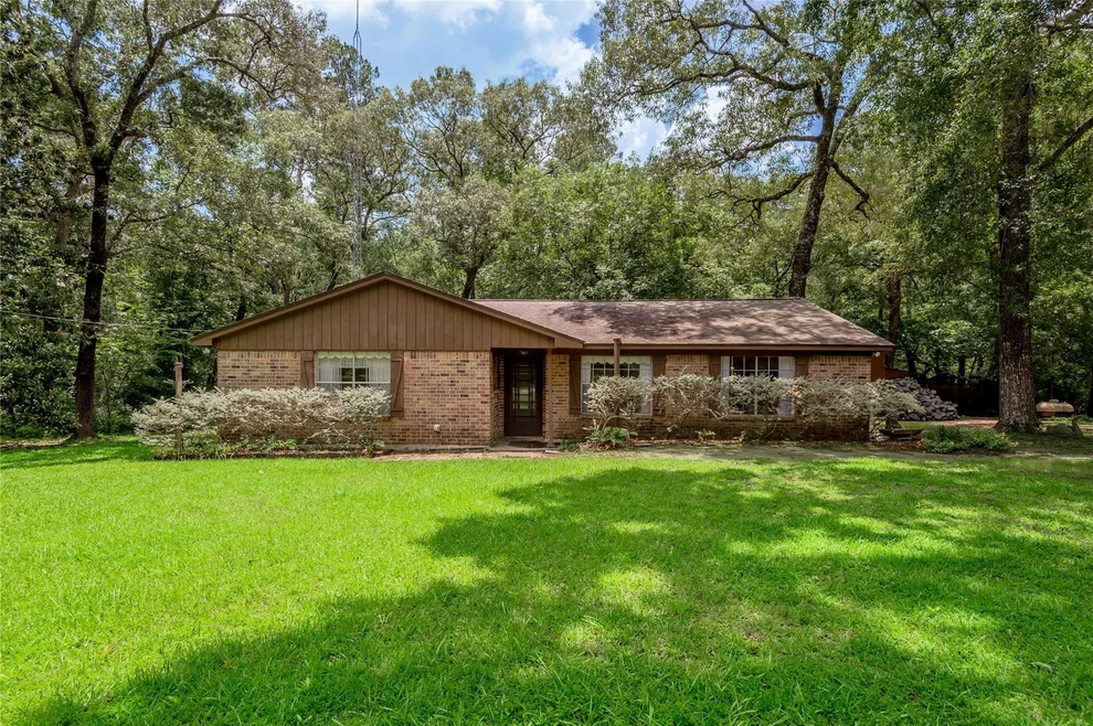 Unit for sale at 118 Pine Ridge Lane, Huntsville, TX 77340