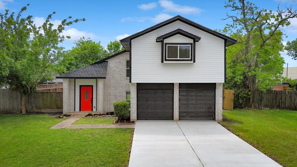 Unit for sale at 7539 Maczali Drive, Houston, TX 77489