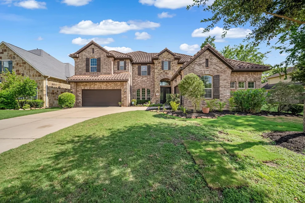 Unit for sale at 6426 Apsley Creek Lane, Sugar Land, TX 77479