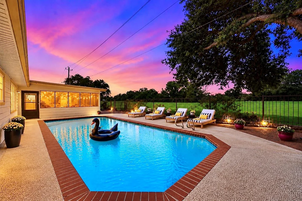 Unit for sale at 3415 W Creek Club Drive, Missouri City, TX 77459