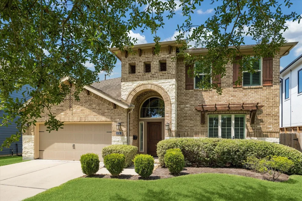 Unit for sale at 1718 Wakefield Drive, Houston, TX 77018