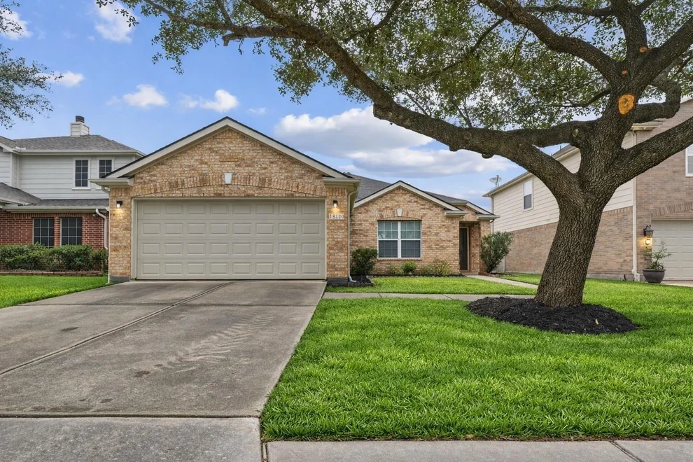 Unit for sale at 18110 Jills Way Lane, Cypress, TX 77429