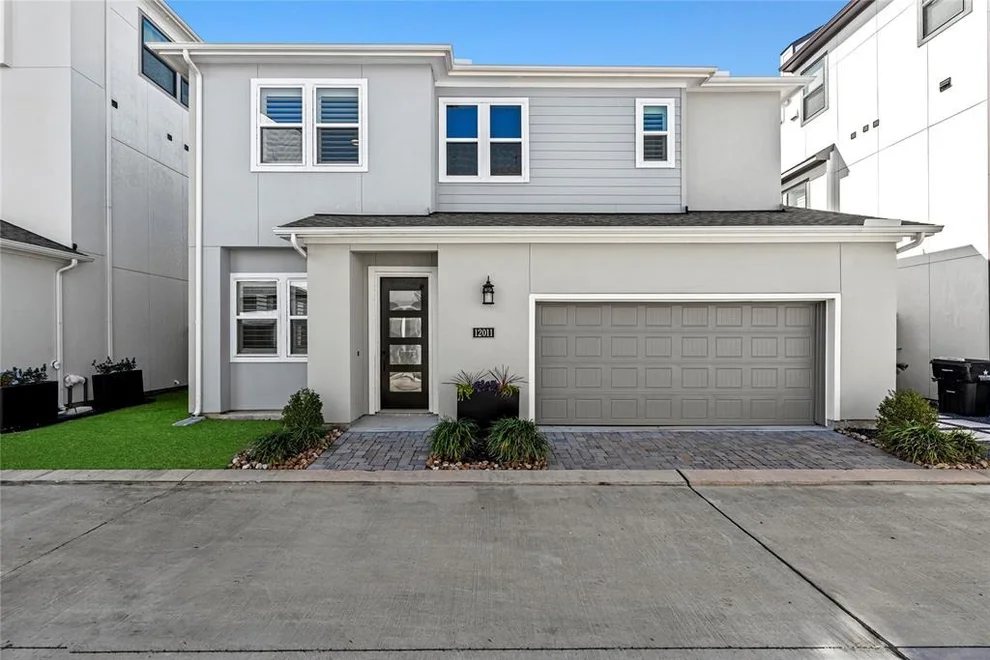 Unit for sale at 12011 Royal Oaks Run Drive, Houston, TX 77082