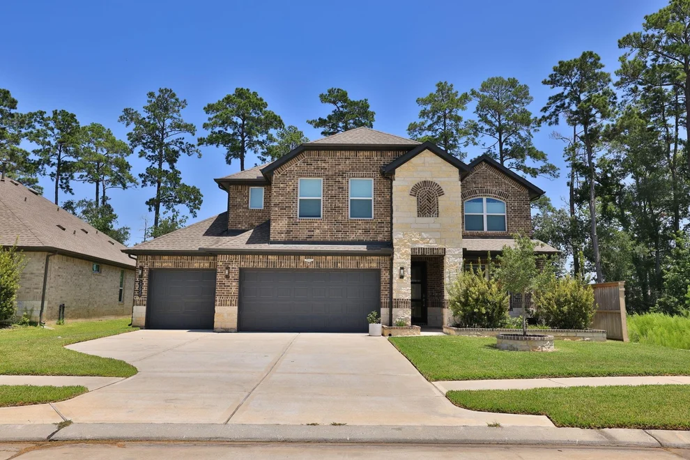 Unit for sale at 13650 Balanced Rock Drive, Conroe, TX 77384
