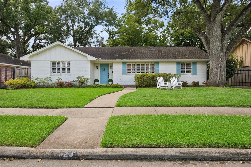 Unit for sale at 7623 Meadowvale Drive, Houston, TX 77063