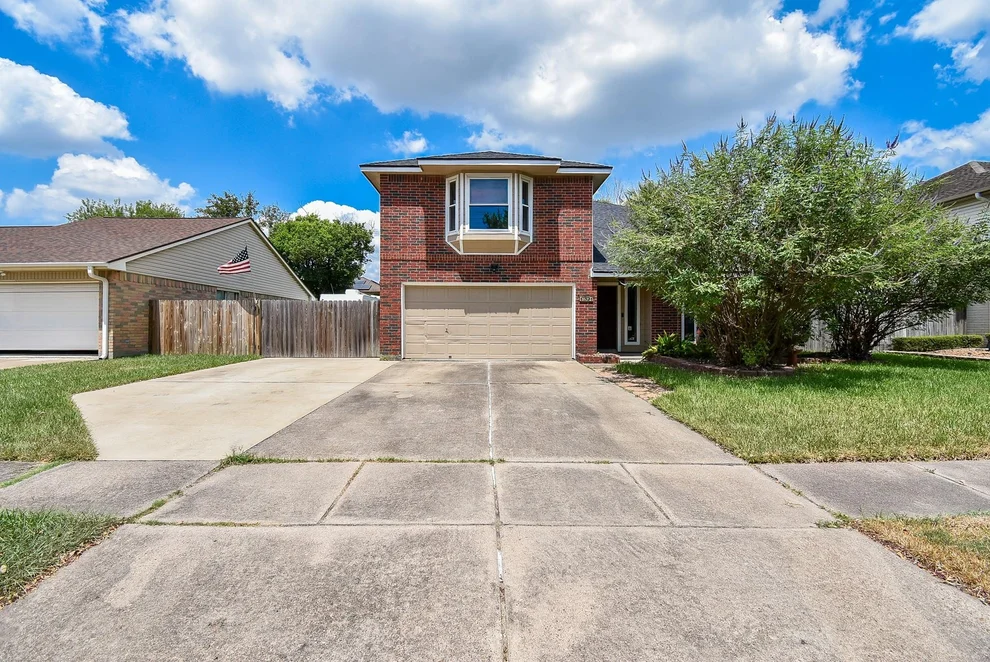 Unit for sale at 1201 Wildwood Drive, Deer Park, TX 77536