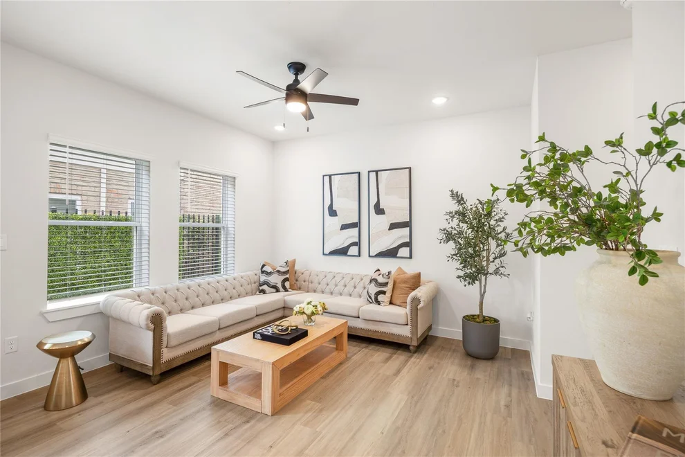 Unit for sale at 11619 Waldemar Drive, Houston, TX 77077