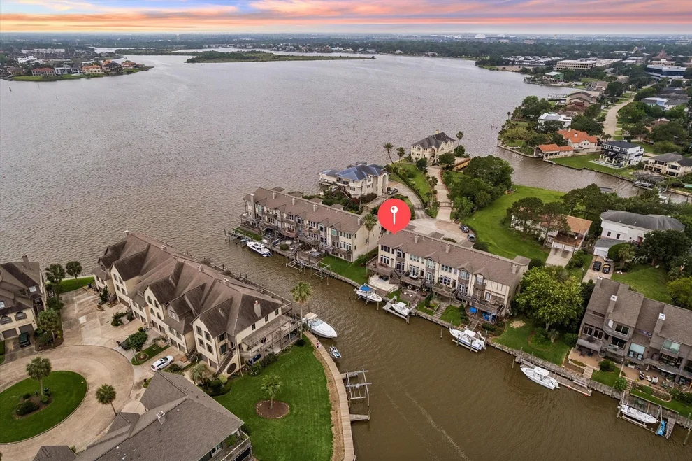Unit for sale at 18507 Sandy Cove, Nassau Bay, TX 77058