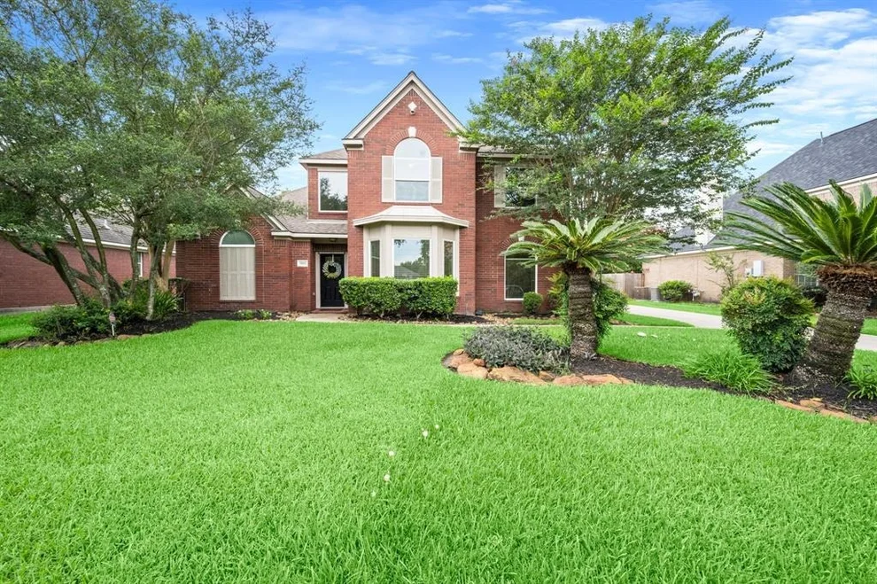 Unit for sale at 7015 Harvest Glen Drive, Humble, TX 77346