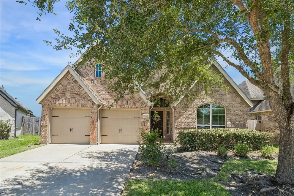 Unit for sale at 3617 Spring Heights Court, Pearland, TX 77584