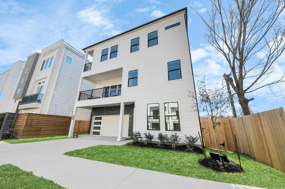 Unit for sale at 3004 Preston Street, Houston, TX 77003