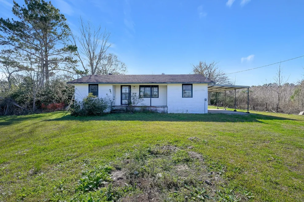 Unit for sale at 1954 Fm 160 Road N, Liberty, TX 77575