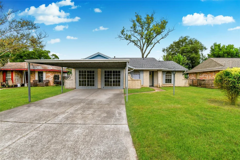 Unit for sale at 7210 Lumber Jack Drive, Houston, TX 77040