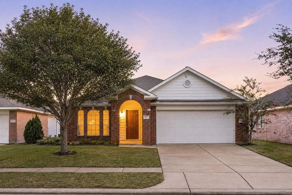 Unit for sale at 17014 Morning Dusk Drive, Richmond, TX 77407