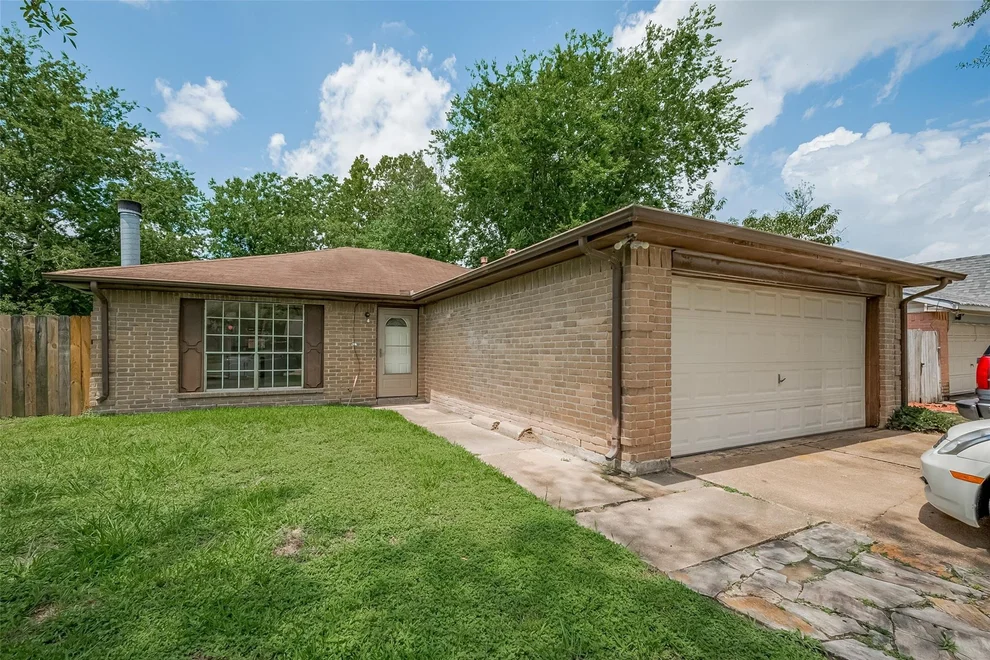 Unit for sale at 10071 Ash Fork Drive, Houston, TX 77064