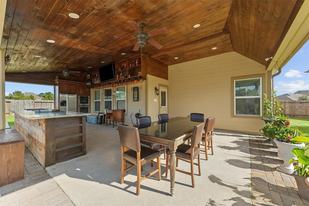 Unit for sale at 15307 Meandering Post Trail, Houston, TX 77044