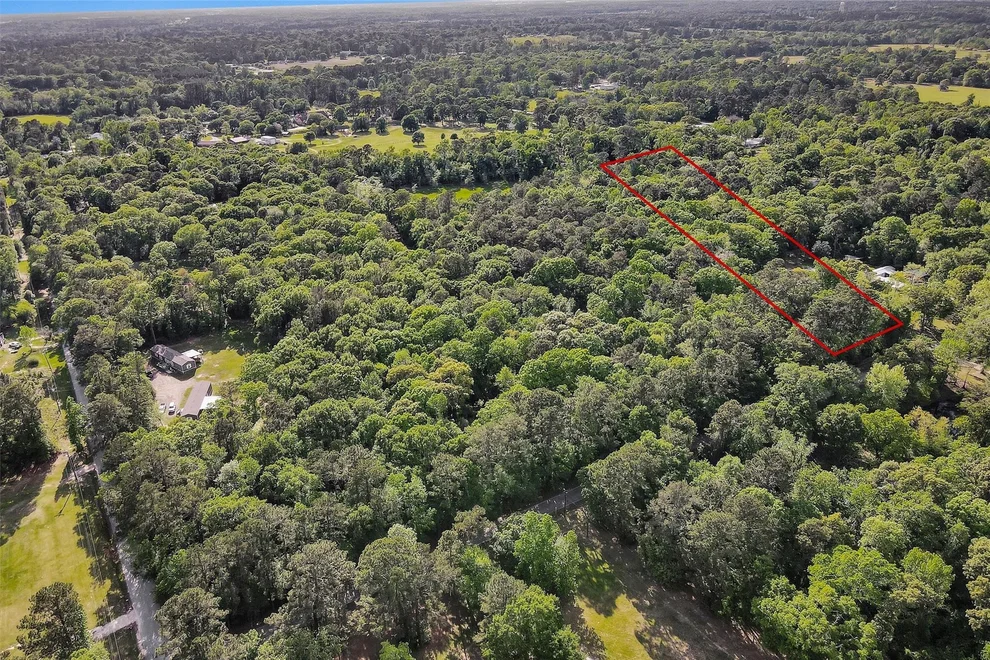 Unit for sale at 15662 Ben Wiggins, Conroe, TX 77303
