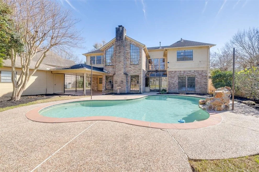 Unit for sale at 7639 Club Lake Drive, Houston, TX 77095