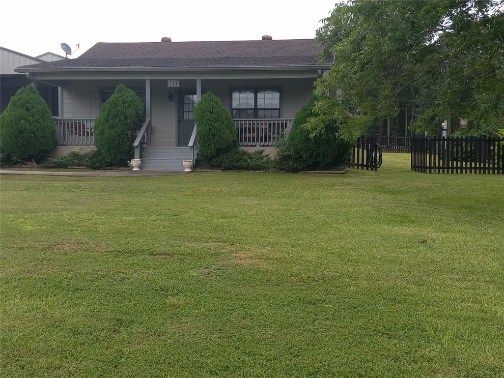Unit for sale at 111 Southwood Shores Drive, Coldspring, TX 77331