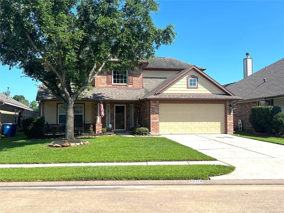 Unit for sale at 19314 Camellia Bend Circle, Spring, TX 77379