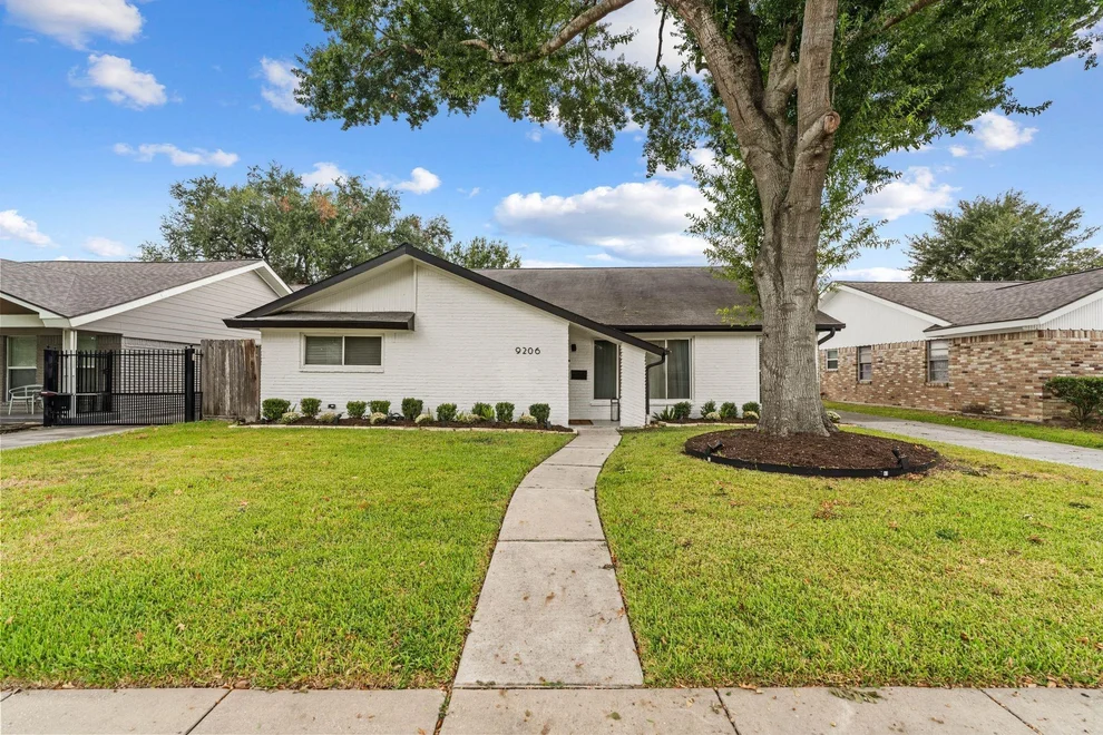Unit for sale at 9206 Kapri Lane, Houston, TX 77025