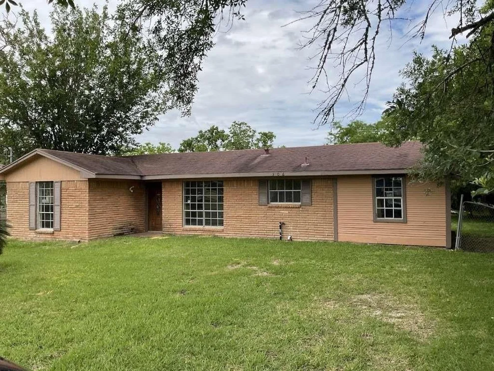 Unit for sale at 306 Tennyson Street, San Leon, TX 77539