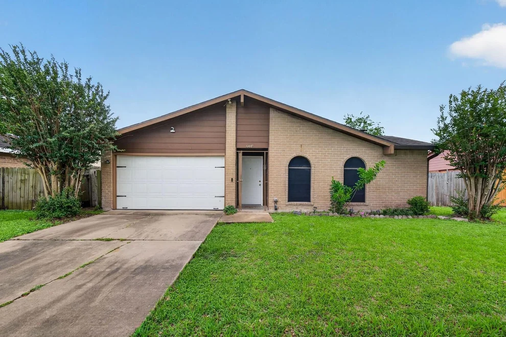 Unit for sale at 6447 W Fuqua Drive, Houston, TX 77489
