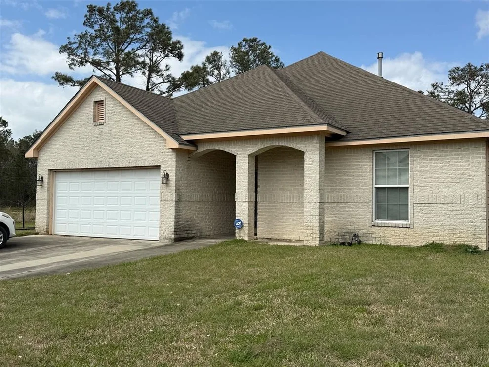Unit for sale at 502 Idlewood Drive, Hitchcock, TX 77563