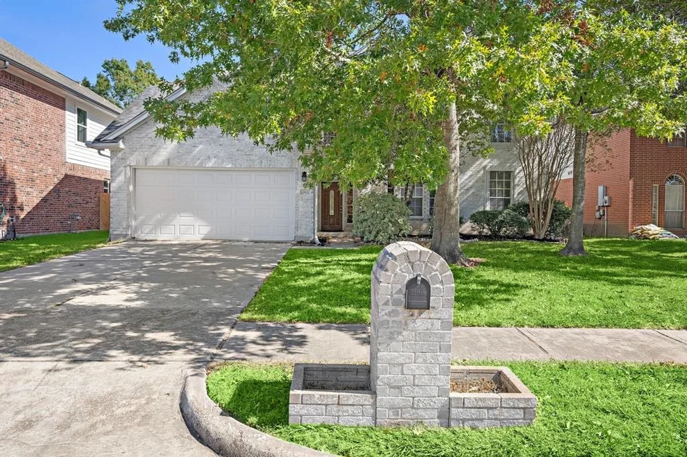 Unit for sale at 12823 Bonnie Lane, Stafford, TX 77477