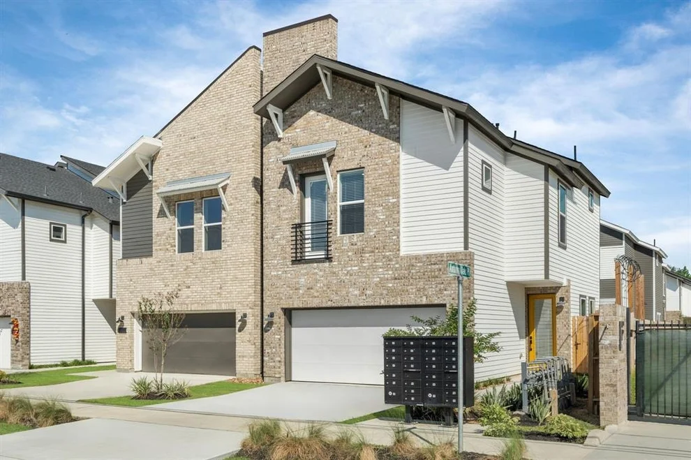 Unit for sale at 5810 Cebra Street, Houston, TX 77091
