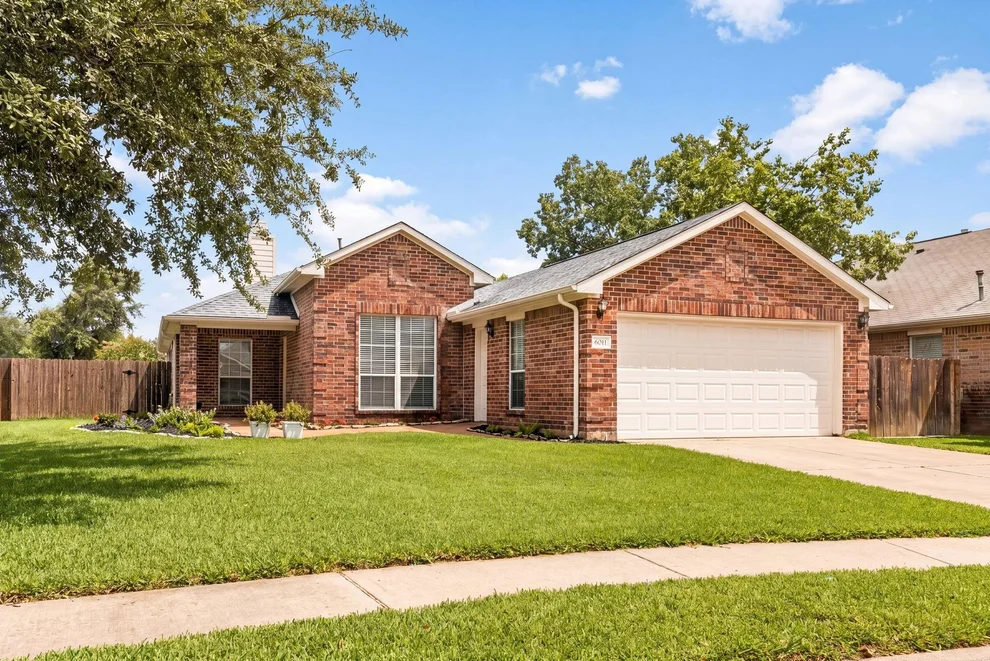 Unit for sale at 6011 Elton Knolls Street, Katy, TX 77449