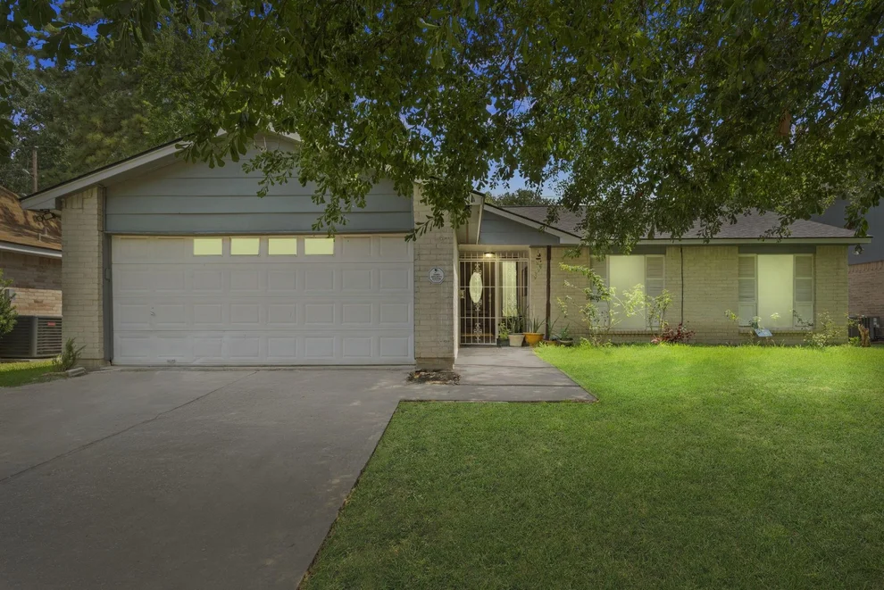 Unit for sale at 23602 Wintergate Drive, Spring, TX 77373