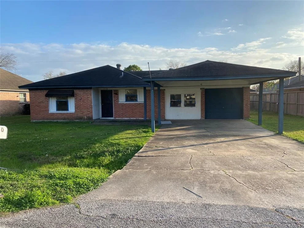 Unit for sale at 1110 Castledale Drive, Houston, TX 77037