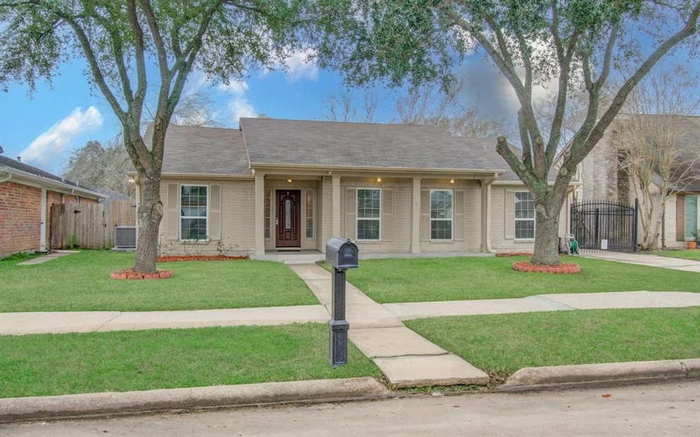 Unit for sale at 12803 Club Lane, Houston, TX 77099