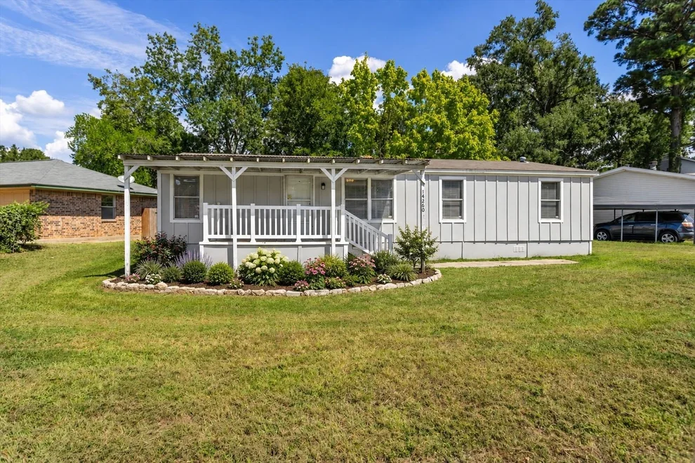 Unit for sale at 14260 Shadow Bay Drive, Willis, TX 77318