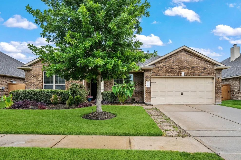 Unit for sale at 12019 Delwood Terrace Drive, Humble, TX 77346