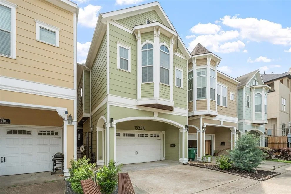 Unit for sale at 1332 W 25th Street, Houston, TX 77008