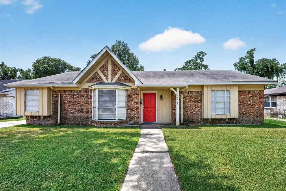 Unit for sale at 14426 Wadebridge Way, Houston, TX 77015