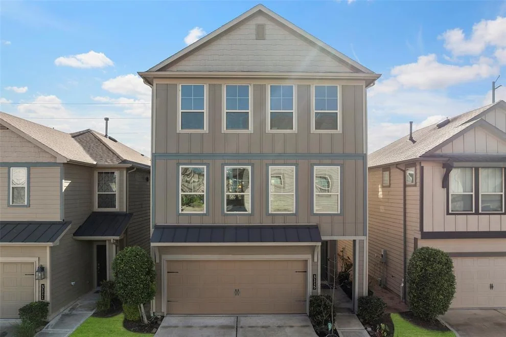 Unit for sale at 3115 Briarwood Point Place, Houston, TX 77063