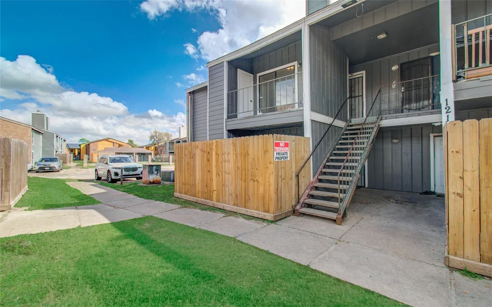8034 Antoine Drive