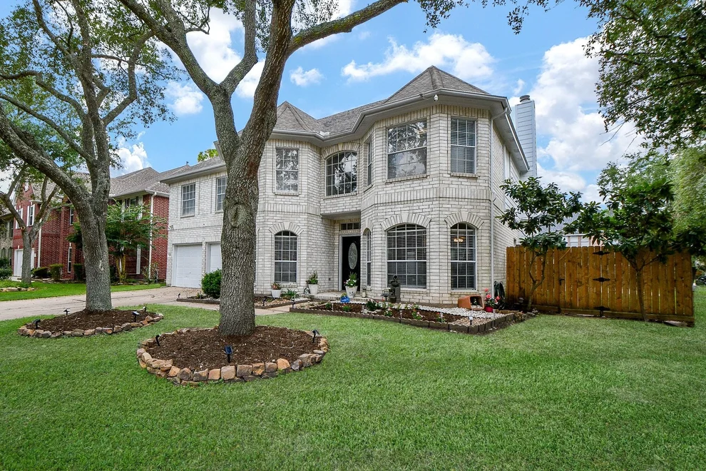 Unit for sale at 3151 Mossy Elm Court, Houston, TX 77059