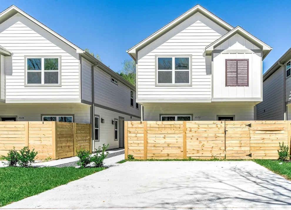 Unit for sale at 2022 Hampton Street, Houston, TX 77088