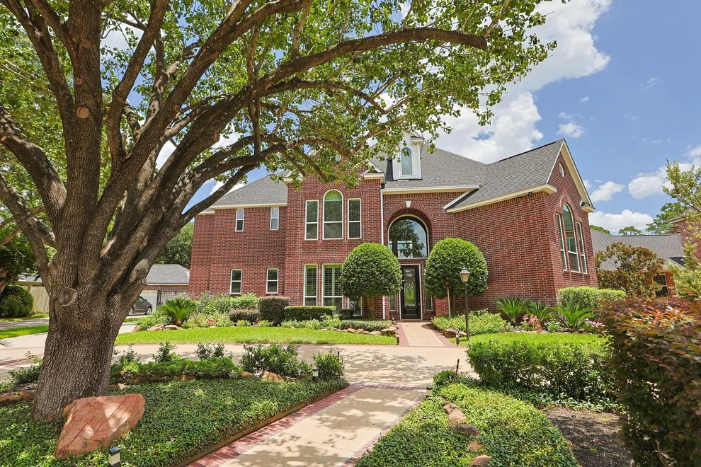 Unit for sale at 14122 Champion Village Drive, Houston, TX 77069