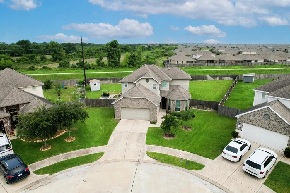 Unit for sale at 2302 Shannon Court, Missouri City, TX 77459