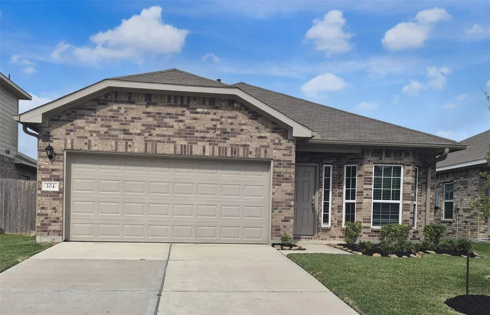 Unit for sale at 104 Cullen Street, Angleton, TX 77515
