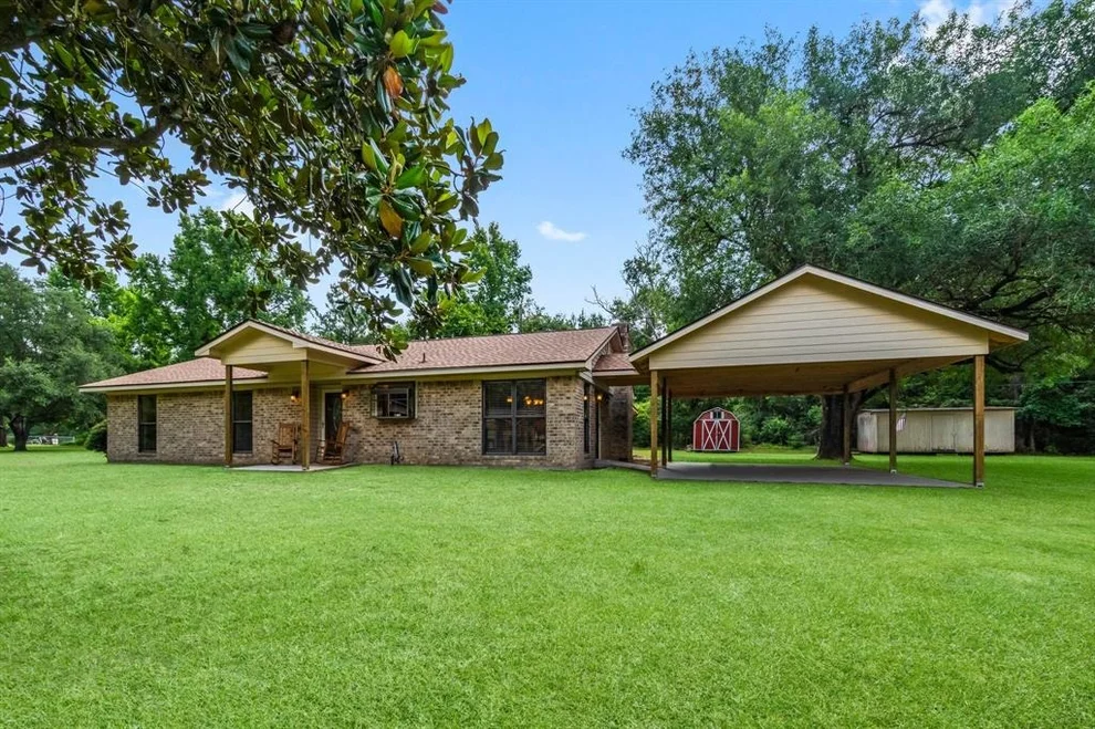 Unit for sale at 227 Oliver Lane, Livingston, TX 77351