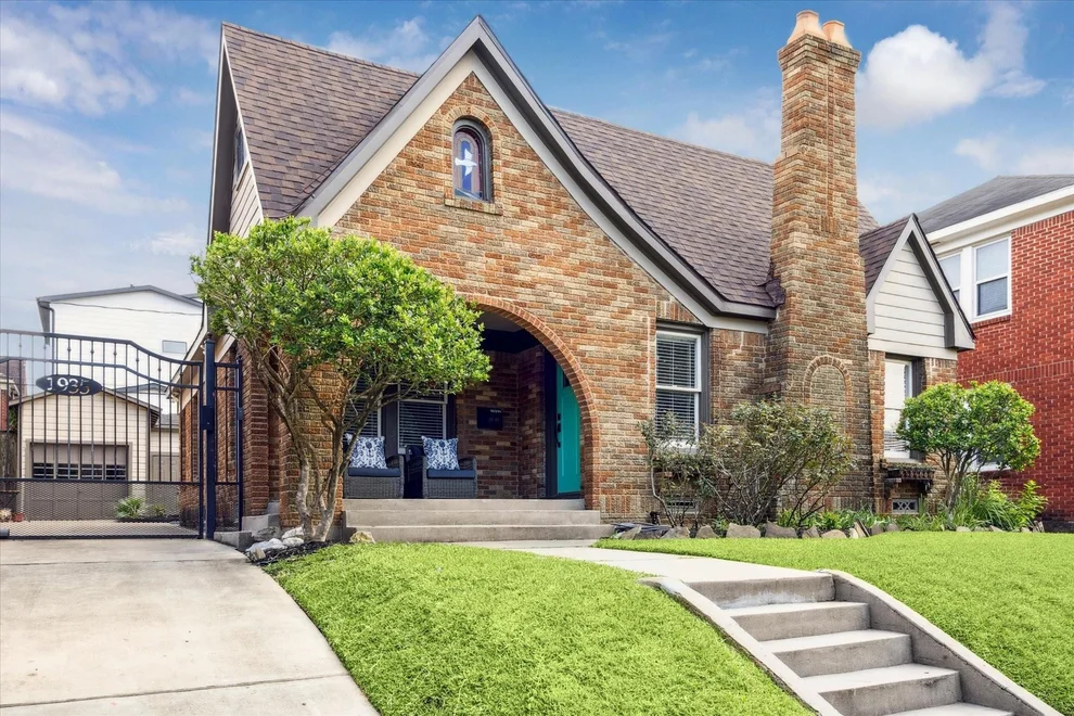 Unit for sale at 1935 W Mckinney Street, Houston, TX 77019